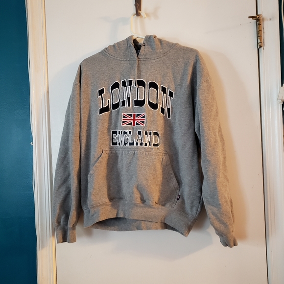 Tops - Grey London hoodie
